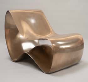 RV2 chair